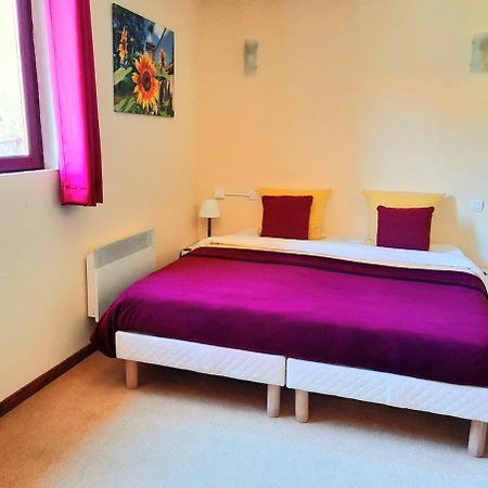 Tuzaguet Domaine Lou Castet Bed & Breakfast エクステリア 写真
