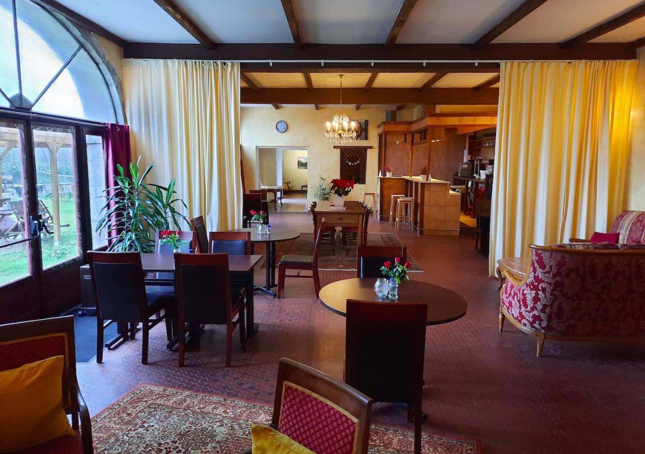 Tuzaguet Domaine Lou Castet Bed & Breakfast エクステリア 写真