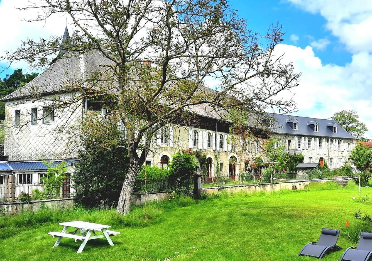 Tuzaguet Domaine Lou Castet Bed & Breakfast エクステリア 写真