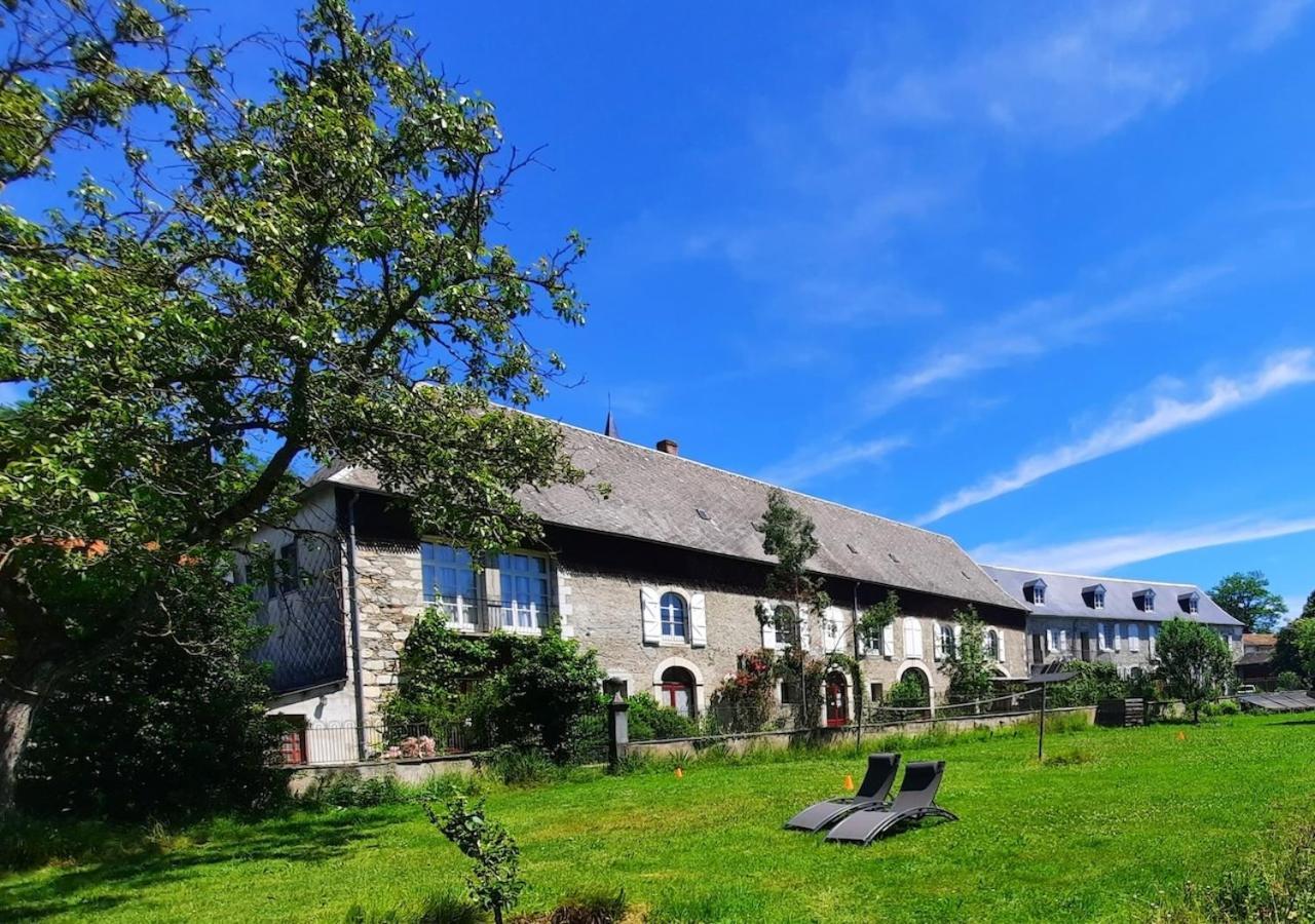 Tuzaguet Domaine Lou Castet Bed & Breakfast エクステリア 写真