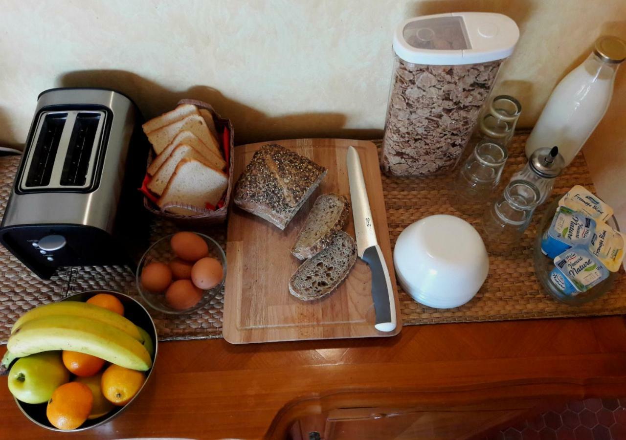 Tuzaguet Domaine Lou Castet Bed & Breakfast エクステリア 写真